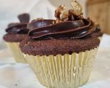 Foto langkah ke 10 dari resep Cup Cake Coklat Nyoklat Bgt.