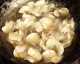 Cassava crisps#themechallenge recipe step 2 photo