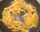 Foto del passaggio 5 della ricetta Fajitas di pollo