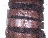 A picture of step 5 of Chocolate heaven tea cake.