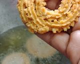 A picture of step 4 of Chakli.