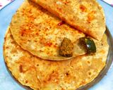 A picture of step 8 of Spicy garlic parantha.