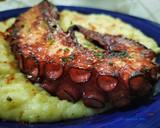 Foto del paso 6 de la receta: Pulpo a la plancha con parmentier de patata trufada
