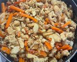 Foto del paso 3 de la receta: Pollo con verduras fácil, barato y rico 🤌🏻