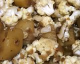 A picture of step 4 of Aloo gobhi.