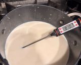 Foto del paso 1 de la receta: Yogur Cremoso de Café (en yogurtera)