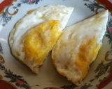 Foto langkah ke 5 dari resep Telur Mata Sapi Mateng Ditengah, Trik.