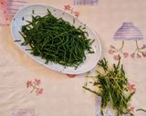 Foto del passaggio 2 della ricetta Salicornia fritta