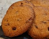 A picture of step 6 of Lotus Cream and Chocolate Chip Cookies.