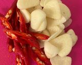 Foto langkah ke 2 dari resep Tumis Jamur Telur Puyuh.