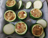 Foto del paso 6 de la receta: Calabacines rellenos de verduras y huevos