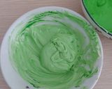 Foto langkah ke 4 dari resep (038). Bolu Kukus Semangka.