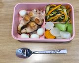 Hình bước làm 3 của món Day 24 : Cá rán, rau củ hấp_eat1000