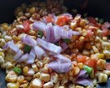 स्वीट कॉर्न मसाला (sweet corn masala recipe in marathi) रेसिपी स्टेप 2 फोटो 