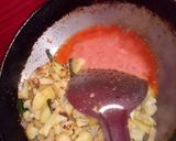 A picture of step 4 of Low calorie healthy style flower and alu ki sabji.