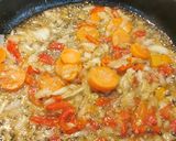 Foto del paso 3 de la receta Suquet de Salchichas con Gambas