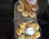 A picture of step 4 of Pani Puri.