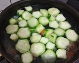 Foto langkah ke 3 dari resep Sayur oyong bersama teman"nya 😁.