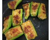 A picture of step 4 of Stuffed Green Chilli.