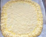 صورة لخطوة 2 من وصفة بيتزا بالصلصة البيضاء والتيركي🍕🍕