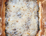 Foto del paso 5 de la receta: Pastel de espinacas con pasas y piñones