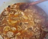 Tejfölös gomba pörkölt!🍄 recept fázis 2 fotója