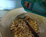 Foto langkah ke 4 dari resep Minyak untuk mie ayam kota.