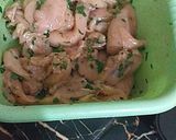 صورة لخطوة 1 من وصفة دجاج مشوي بتتبيلة روعة 😋