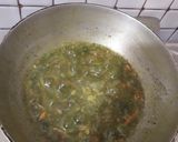 লেবু- ধনেপাতার স্যুপ (Lemon-coriander soup recipe in bengali) রেসিপি ধাপ - 2 ছবি