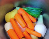 Foto del paso 4 de la receta: Cocido de gallina en crema de verduras en cocción lenta