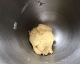 Une image de l'étape 2 de Pâte brisée aux deux farines et lait.