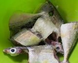 Foto langkah ke 1 dari resep Ikan Kembung Goreng.