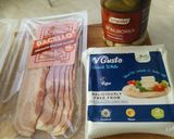 Töltött karaj, baconba tekerve, Meggle főzőkrémes mustármártással.#gluténmentes #tejmentes recept fázis 1 fotója