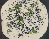 ચીઝ બટર નાન (cheese butter naan in recipe in Gujarati) રેસીપી સ્ટેપ3ફોટો