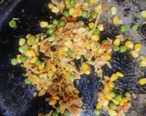 A picture of step 3 of Cheese desi tacos.