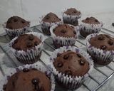 Foto langkah ke 4 dari resep Muffin Double Chocolate.