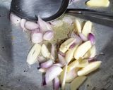 Foto langkah ke 2 dari resep Oseng Telur Ikan Tenggiri.