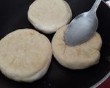 Foto langkah ke 3 dari resep Hotteok (Pancake Korea).