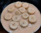 A picture of step 4 of Banana cake 😋👍.