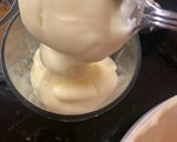 A picture of step 5 of Ginger & Mango Cheese Cake.