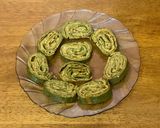 A picture of step 14 of Alu vadi / patra.