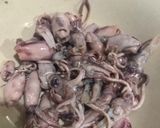 Foto langkah ke 1 dari resep Cumi Asin Cabe Ijo.