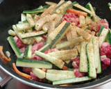 Foto del paso 3 de la receta: Pasta con verdura y salsa de soja