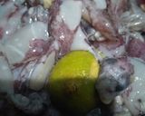 Foto langkah ke 1 dari resep Cumi saus tiram.