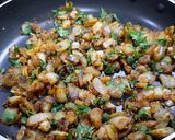 A picture of step 5 of Crispy Bread Onion Kachoris.