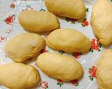 Hình bước làm 5 của món Bánh mì nhân trứng sữa