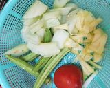 Hình bước làm 3 của món Canh chua nghêu