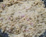 Foto del passaggio 4 della ricetta Pasta e piselli risottata con pancetta
