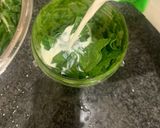 A picture of step 1 of Spinach and Matcha Pancakes.