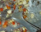 Foto langkah ke 3 dari resep Oseng-oseng Wortel dan Kecambah Kedelai.